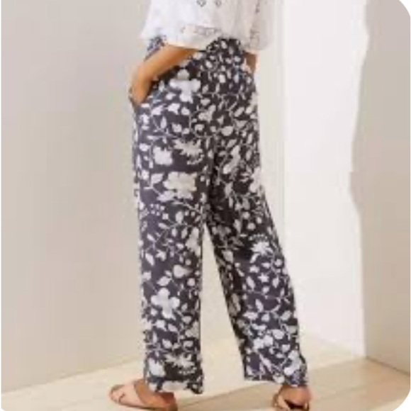 Loft floral pants Size S - Picture 2 of 10